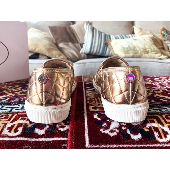 🌈 Stylish modern slip on sneakers - Picture 8 of 9